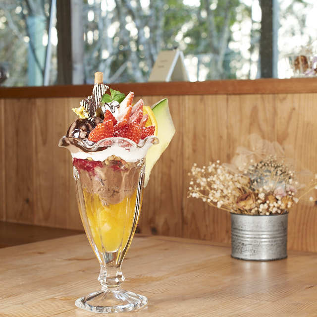 味変を楽しむチョコパフェ ワンデリ 冬パフェ 森のしずく レストラン 日置市 かごぶら 味変を楽しむチョコパフェ ワンデリ 冬パフェ 森のしずく レストラン 日置市 かごぶら