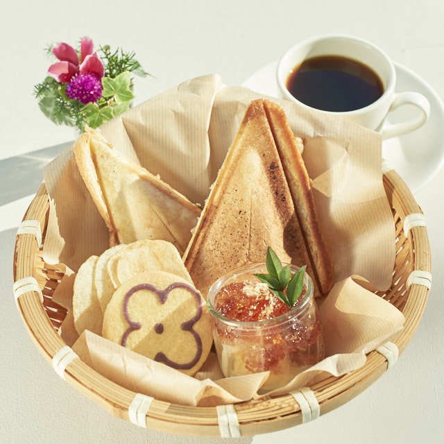 テラスわんこOK】食事メニューの増えた小須戸totoカフェ : 黒ぽ