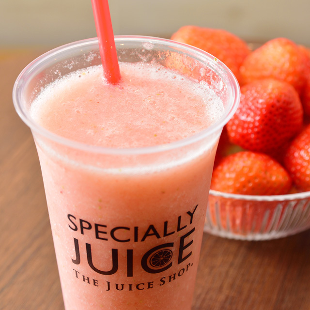 新鮮イチゴを飲み干す ワンデリ いちご くだものかふぇ イオンタウン姶良店 フルーツ ジュース 姶良市 かごぶら 新鮮イチゴを飲み干す ワンデリ いちご くだものかふぇ イオンタウン姶良店 フルーツ ジュース 姶良市 かごぶら