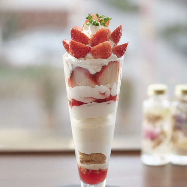 こころ華やぐ魅惑のパフェ ワンデリ いちご Cafe ぱるふぇ カフェ 天文館 かごぶら こころ華やぐ魅惑のパフェ ワンデリ いちご Cafe ぱるふぇ カフェ 天文館 かごぶら