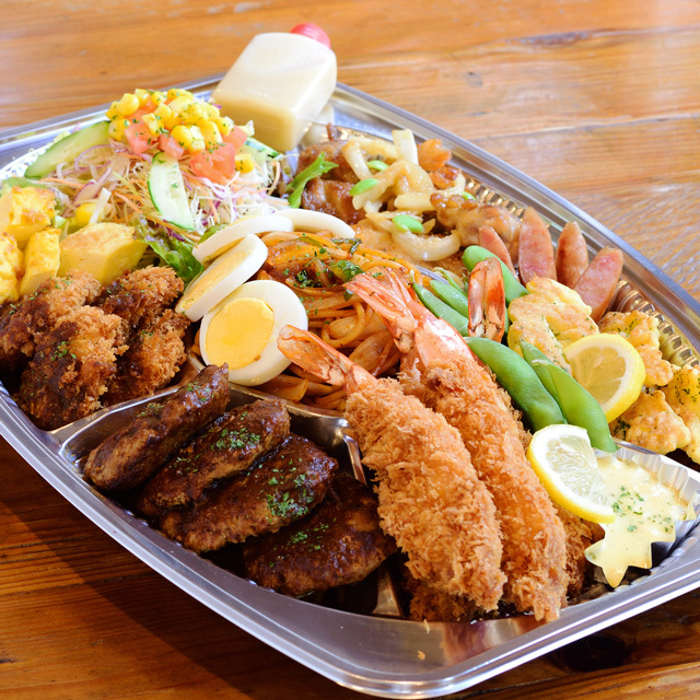 老舗洋食屋の御馳走を全部盛り ワンデリ 鹿児島エール飯 キッチン花の木 レストラン 霧島市 かごぶら